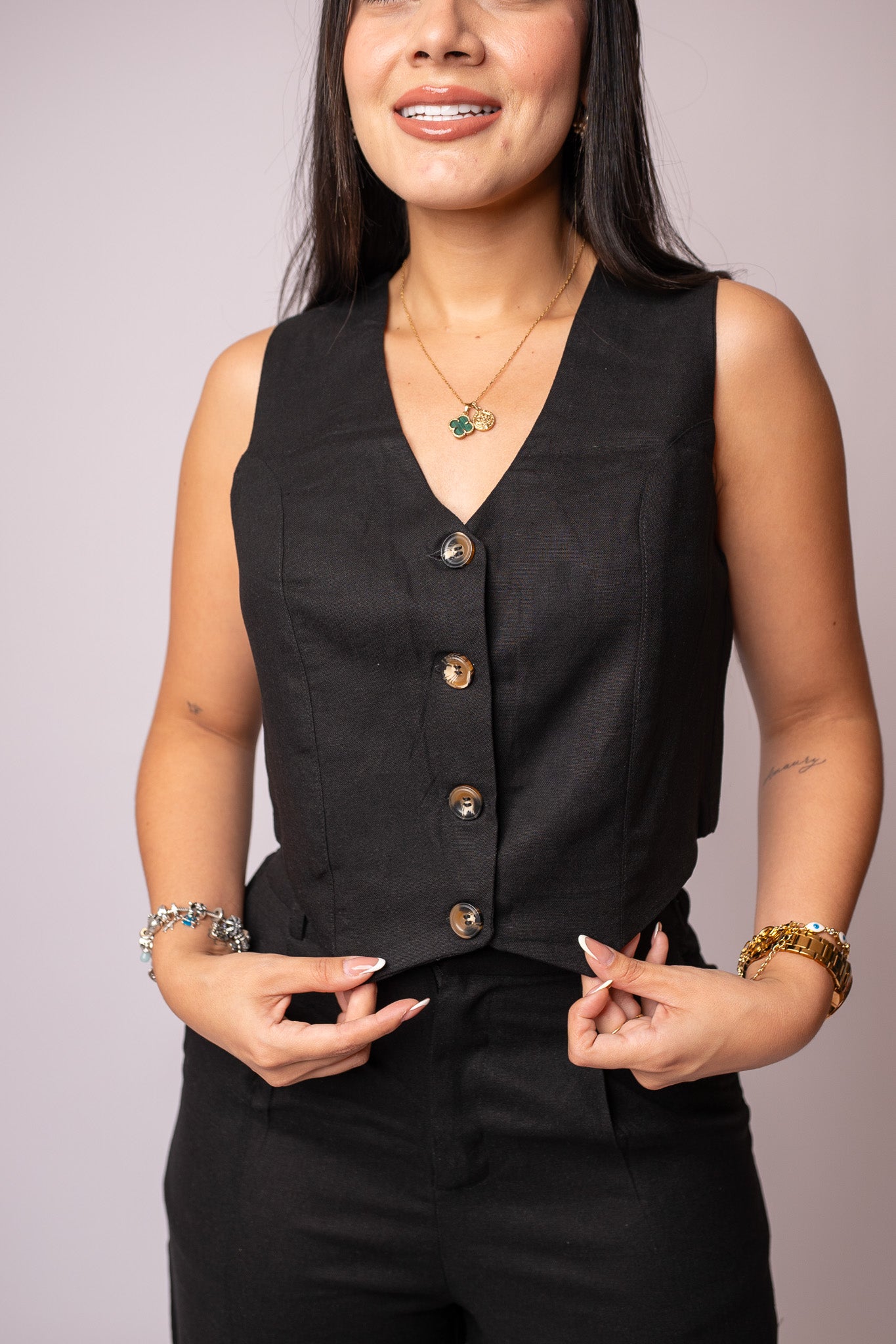 Set Chaleco Pantalón Negro en Lino