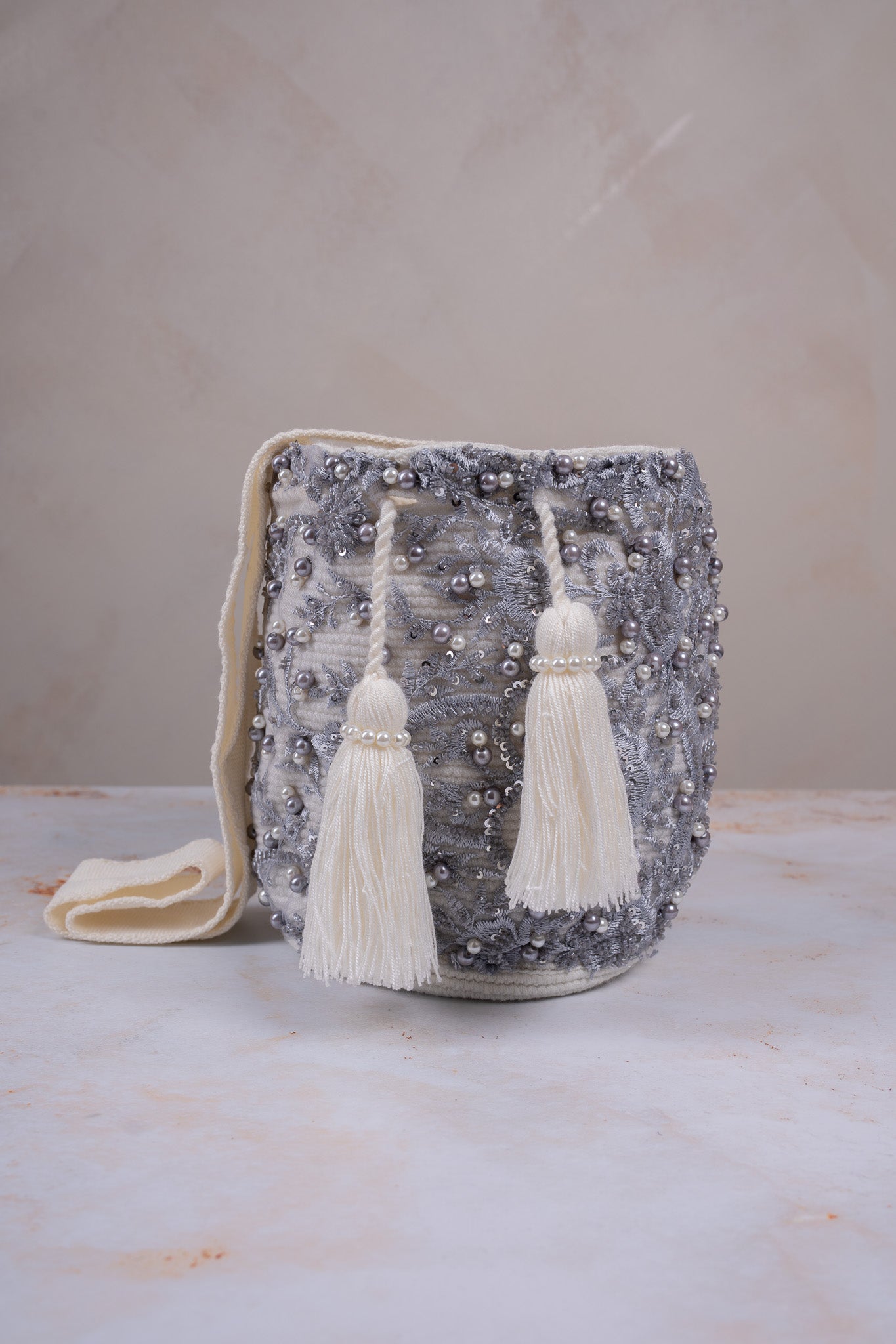 Mochila Luxury Mediana 04 – Bolso Artesanal de Alta Gama con Acabados de Lujo