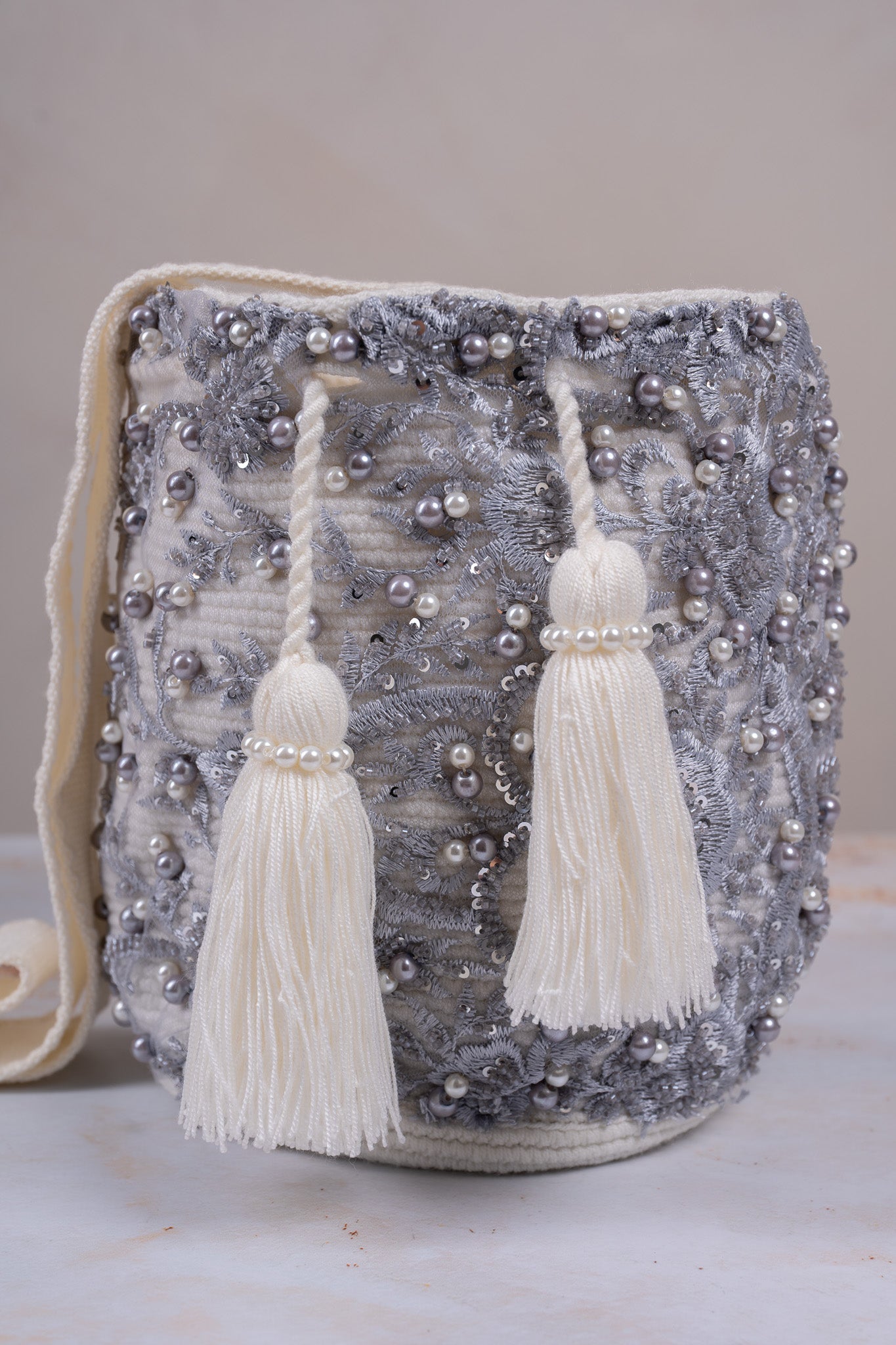 Mochila Luxury Mediana 04 – Bolso Artesanal de Alta Gama con Acabados de Lujo